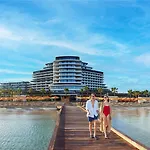 Swissotel And Cesme Hotel