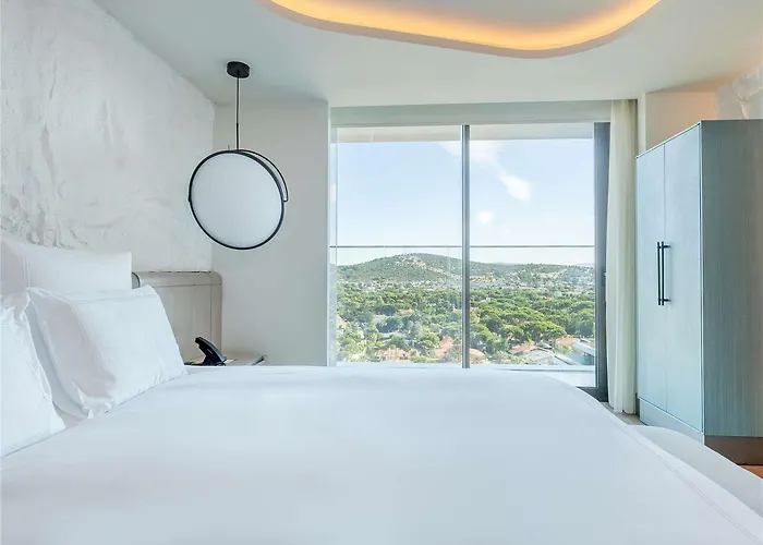 Swissotel And Cesme Hotell Izmir