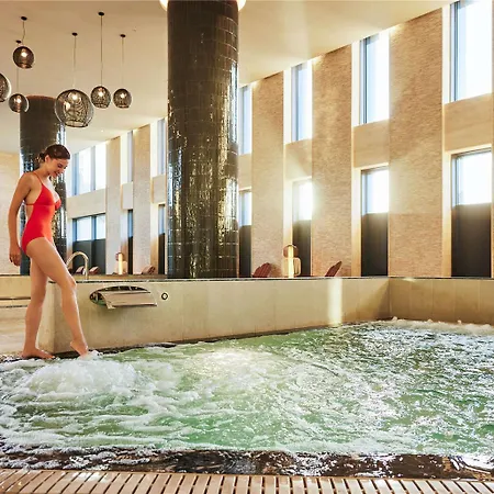 Swissotel And Cesme Otel