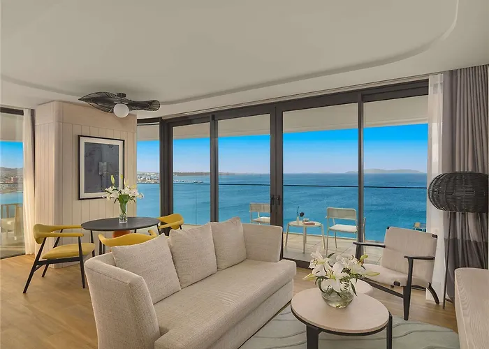 ホテル Swissotel And Cesme イズミル