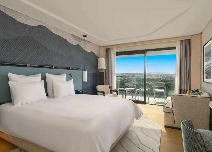 Swissotel And Cesme Hotel *