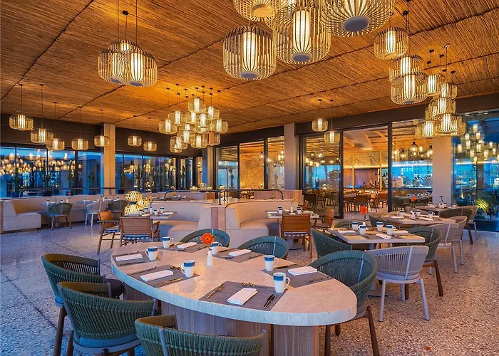 Swissotel And Cesme 酒店